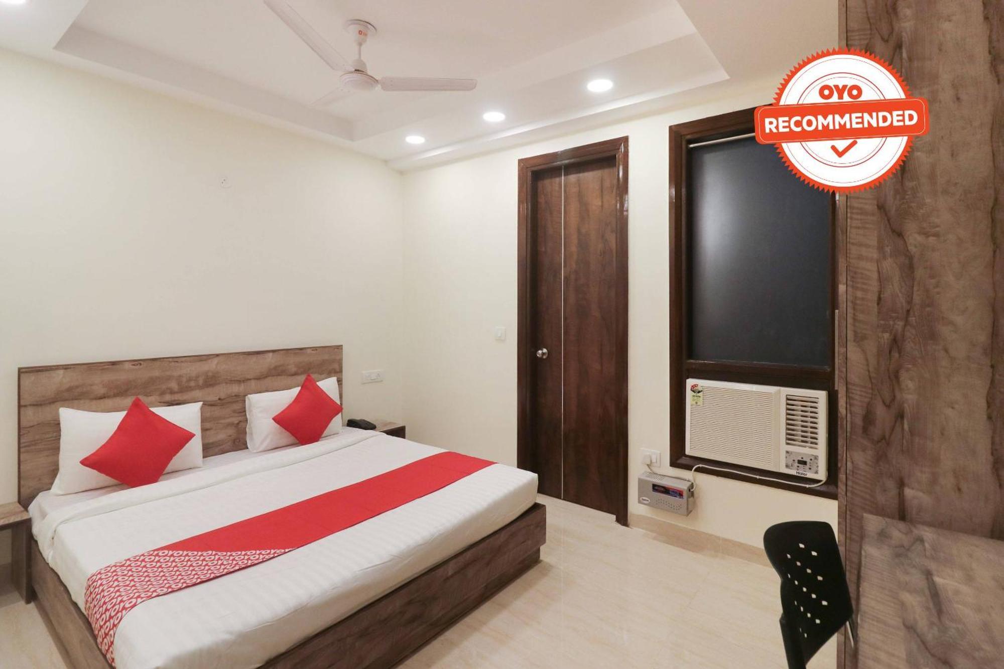 Super Hotel O Comfort Residency Near Artemis Hospital Γκουργκάον Εξωτερικό φωτογραφία